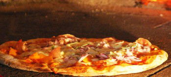 Il Forno Pizzeria - Sunshine Coast Guide 0