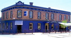 Sportsmans Hall Hotel - Sunshine Coast Guide 0