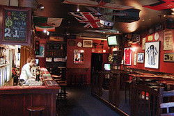 Victoria Tavern - Sunshine Coast Guide 0