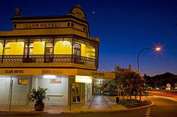 The Club Hotel - Sunshine Coast Guide 0