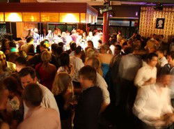 The Claremont  - Sunshine Coast Guide 0