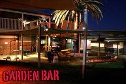 Rosemount Hotel - Sunshine Coast Guide 1