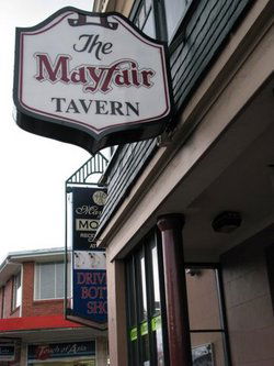 Mayfair Tavern & Bottleshop - Sunshine Coast Guide 1