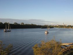Spinnaker Restaurant And Bar - Sunshine Coast Guide 1