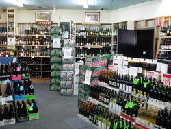 Mayfair Tavern & Bottleshop - Sunshine Coast Guide 3