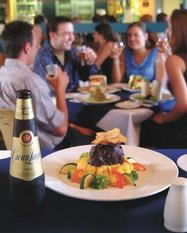 Star & Garter Hotel - Sunshine Coast Guide 3