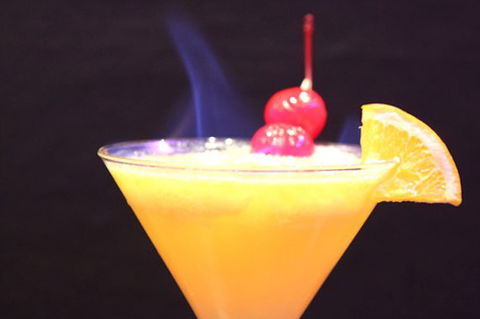 Digress Restaurant And Lounge - Sunshine Coast Guide 3