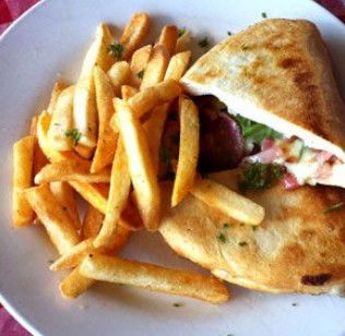 Elio's Osteria - Sunshine Coast Guide 1