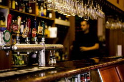 Robert Burns Hotel - Sunshine Coast Guide 0