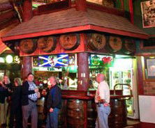 Swinging Pig Bar & Restaurant - Sunshine Coast Guide 0