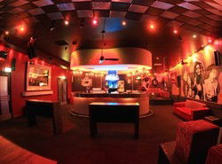 Club Bay View - Sunshine Coast Guide 1