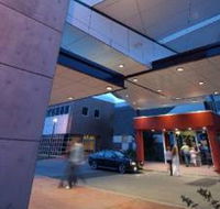 Gungahlin Lakes - Sunshine Coast Guide