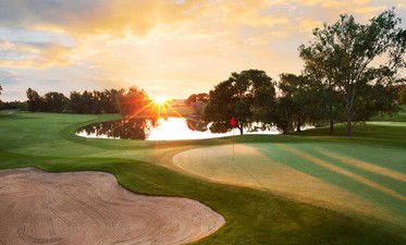 New Town Bay Golf Club - Sunshine Coast Guide 0