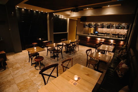 Rabbit Hole Bar And Dining - Sunshine Coast Guide 0