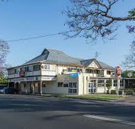 Jacaranda Hotel - Sunshine Coast Guide