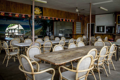 Mirriwinni Hotel - Sunshine Coast Guide 3