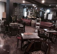 Luxor Bar - Sunshine Coast Guide
