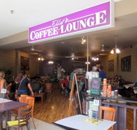 Live music at Roths Wine Bar - Sunshine Coast Guide