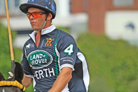 Land Rover Polo  In The City - Sunshine Coast Guide 0