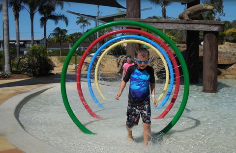 Blue Dolphin Holiday Resort - Sunshine Coast Guide 2