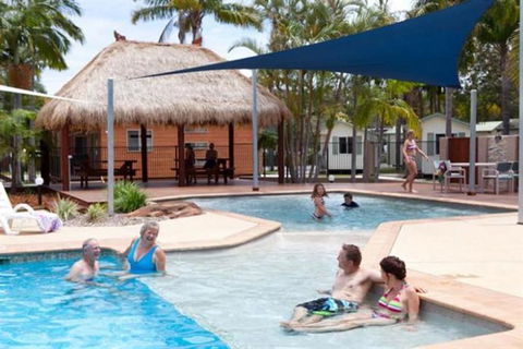 Blue Dolphin Holiday Resort - Sunshine Coast Guide 6
