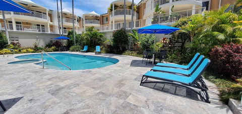 Macquarie Lodge Apartments - Sunshine Coast Guide 1