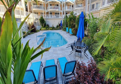 Macquarie Lodge Apartments - Sunshine Coast Guide 2