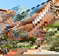 Mermaid Beach Park View Resort - Sunshine Coast Guide