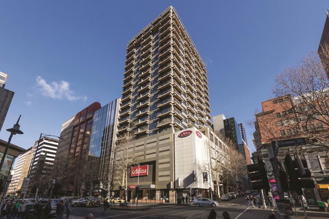 Adina Apartment Hotel Melbourne - Sunshine Coast Guide 0