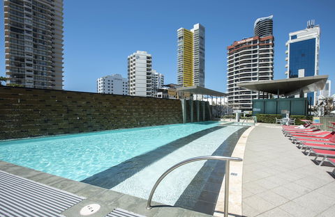 Aria Apartments - Sunshine Coast Guide 5