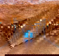 Desert Cave Hotel - Sunshine Coast Guide