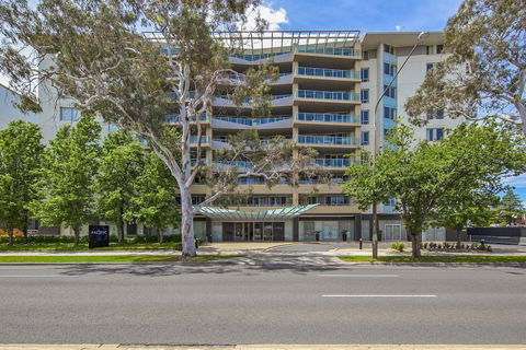 Pacific Suites Canberra - Sunshine Coast Guide 2