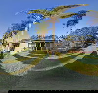Fairway Motor Inn - Sunshine Coast Guide