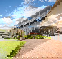 Denison Boutique Hotel - Sunshine Coast Guide