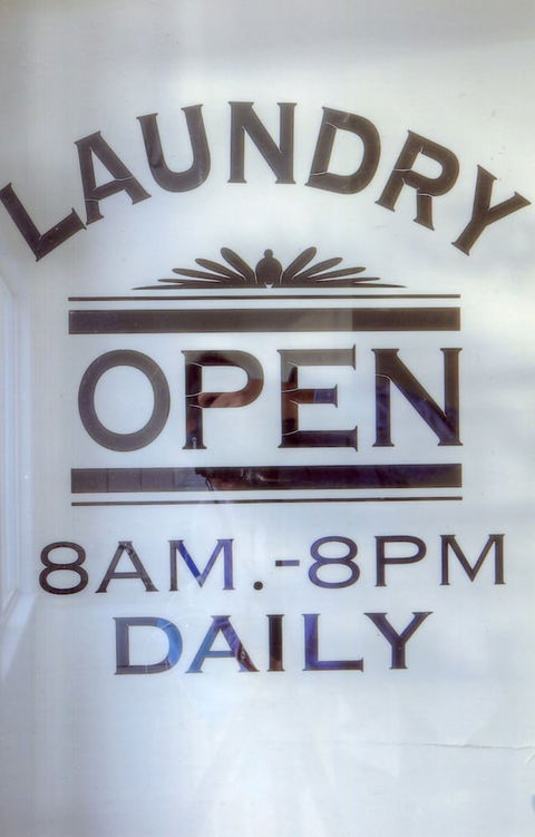 Lodge Outback Motel - Sunshine Coast Guide 5