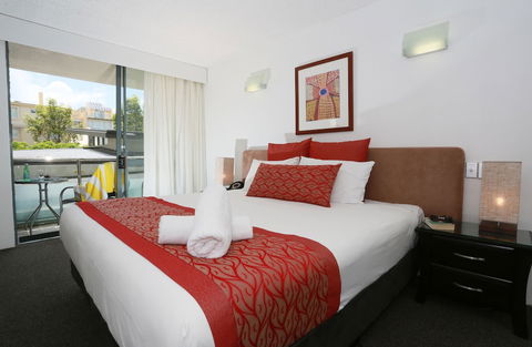 Hotel Laguna - Sunshine Coast Guide 6
