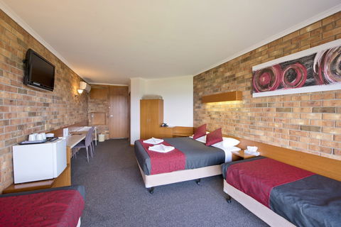 Kangaroo Island Seaside Inn - Sunshine Coast Guide 5