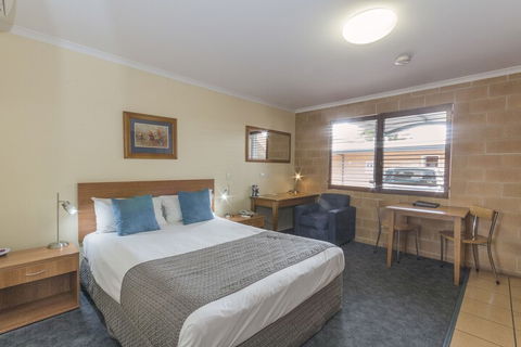 Windmill Motel And Events Centre - Sunshine Coast Guide 6