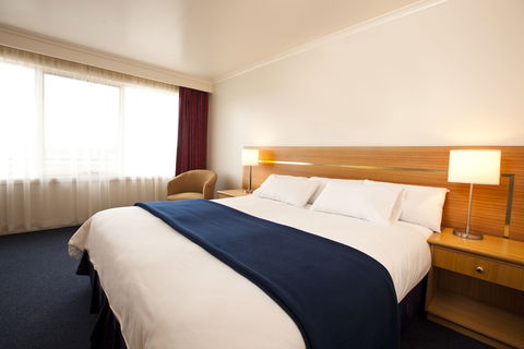 Edgewater Hotel - Sunshine Coast Guide 5