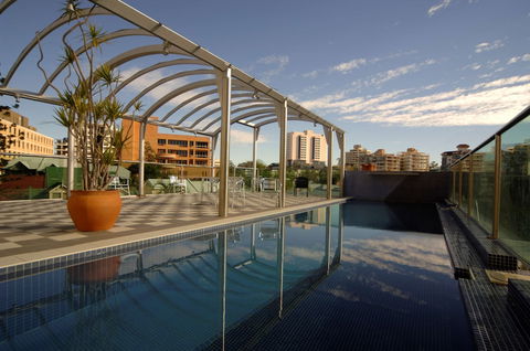 Best Western Astor Metropole Hotel & Apartments - Sunshine Coast Guide 1