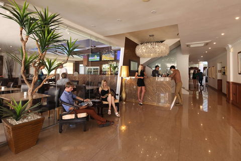 Best Western Astor Metropole Hotel & Apartments - Sunshine Coast Guide 4