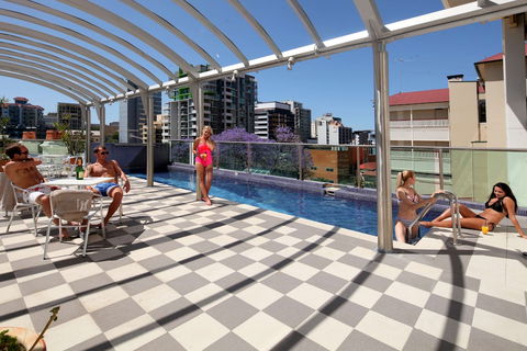 Best Western Astor Metropole Hotel & Apartments - Sunshine Coast Guide 2
