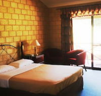 Karri Forest Motel - Sunshine Coast Guide