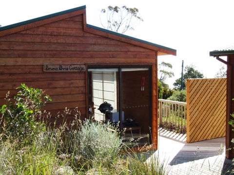 Bruny Island Escapes And Hotel Bruny - Sunshine Coast Guide 2