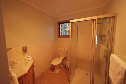 Driftwood Cottages - Sunshine Coast Guide 6