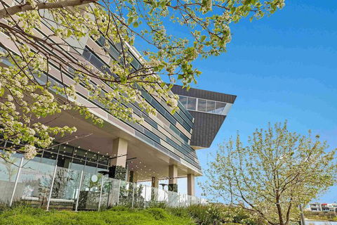 Mercure Melbourne Caroline Springs - Sunshine Coast Guide 4