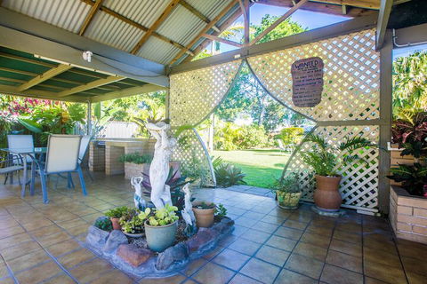Iluka Motel - Sunshine Coast Guide 3