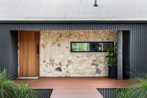 Cedars Mount View - Sunshine Coast Guide 1