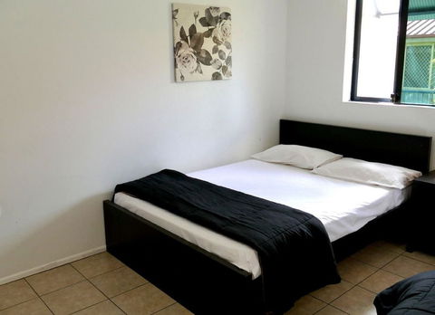 Arrival Accommodation Centre - Sunshine Coast Guide 6