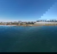 Malibu Mooloolaba - Sunshine Coast Guide